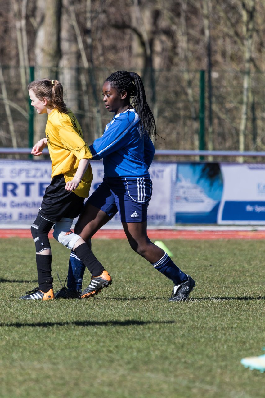 Bild 131 - C-Juniorinnen VfL Oldesloe - Wiker SV : Ergebnis: 0:5